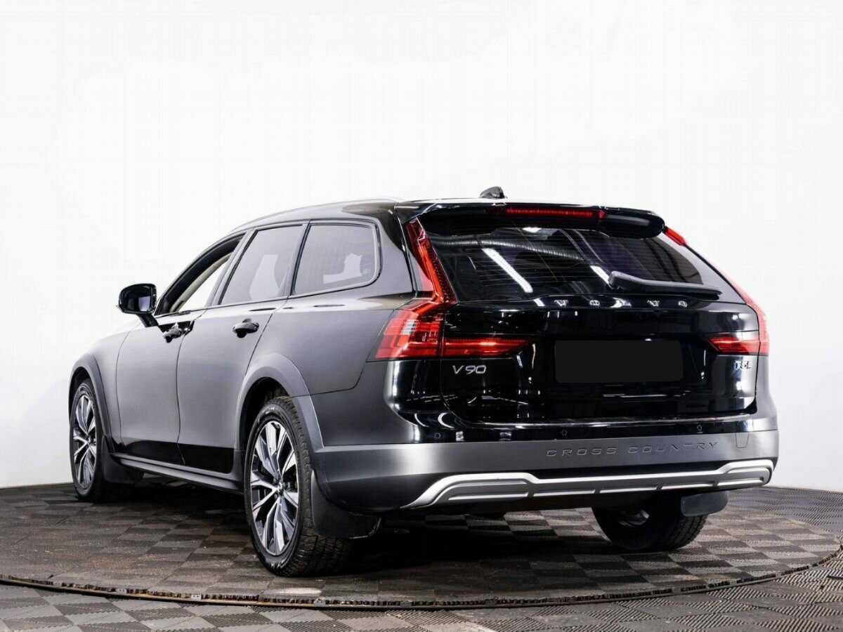 Volvo V90 Cross Country с пробегом — 2020 год. Фото: #3