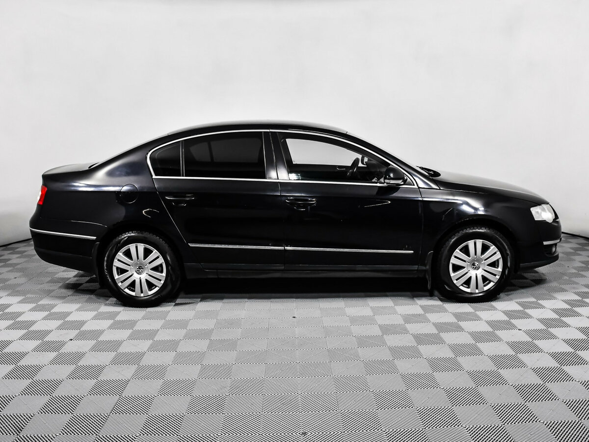 Volkswagen Passat с пробегом — 2008 год. Фото: #3