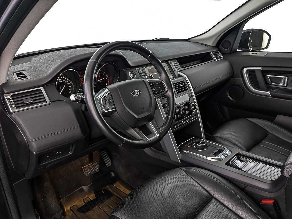Land Rover Discovery Sport с пробегом — 2019 год. Фото: #14