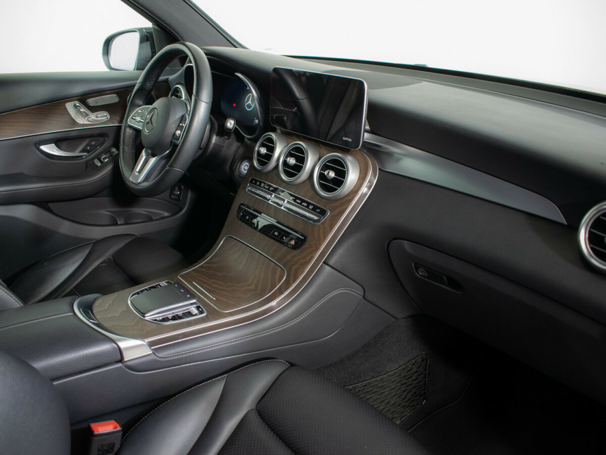 Mercedes-Benz GLC с пробегом — 2019 год. Фото: #6