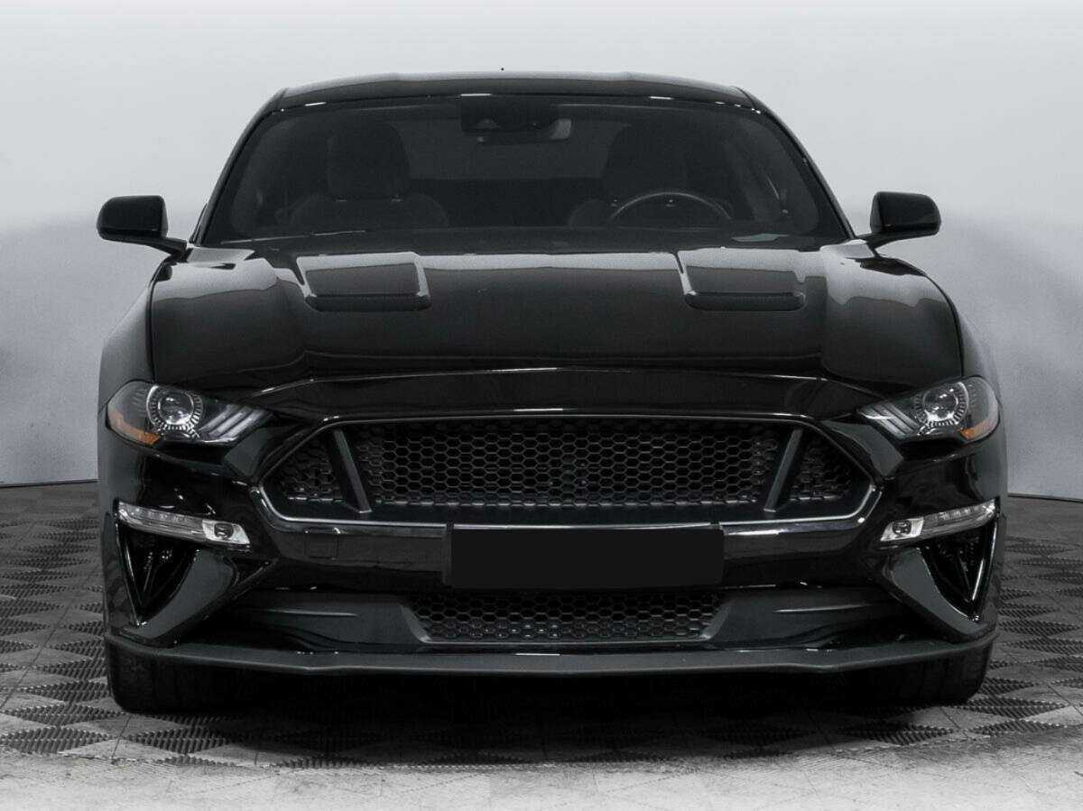 Ford Mustang с пробегом — 2022 год. Фото: #1