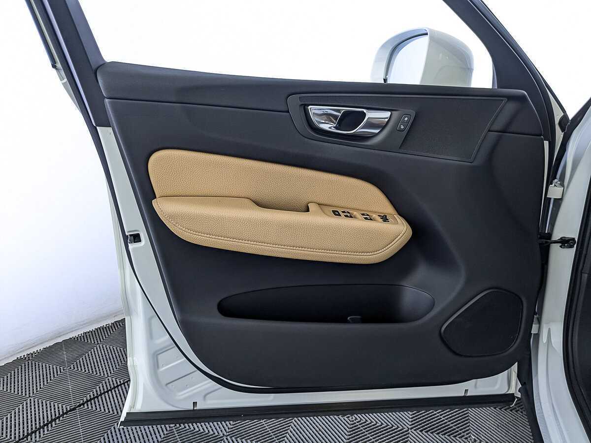 Volvo XC60 с пробегом — 2019 год. Фото: #18