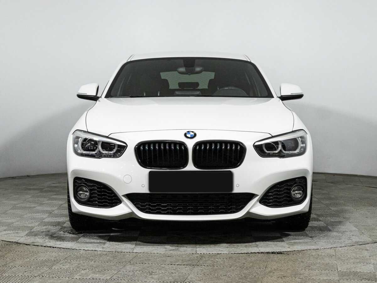 BMW 1 серии с пробегом — 2019 год. Фото: #1