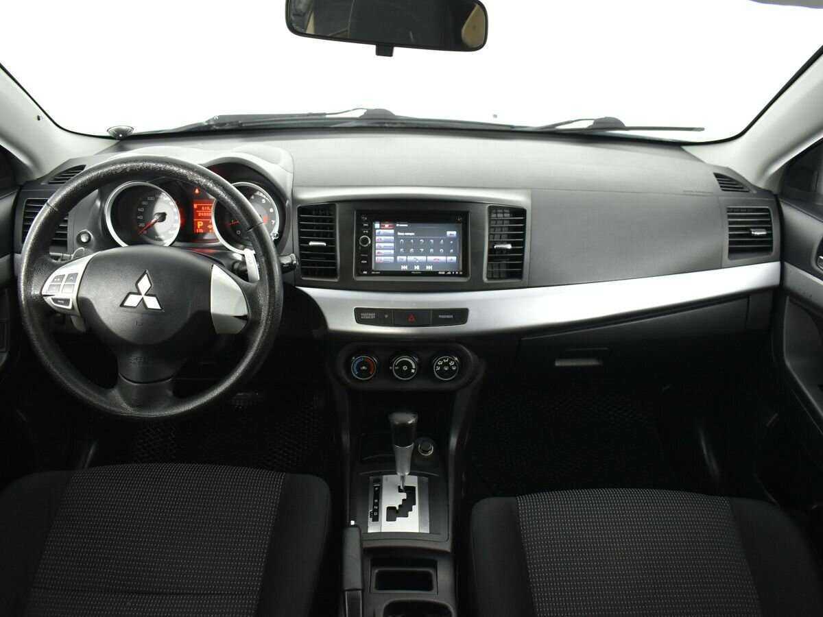Mitsubishi Lancer с пробегом — 2008 год. Фото: #9