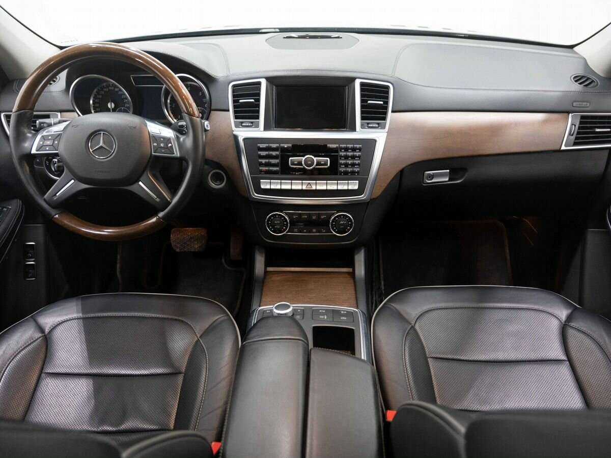 Mercedes-Benz GL-Класс с пробегом — 2013 год. Фото: #14