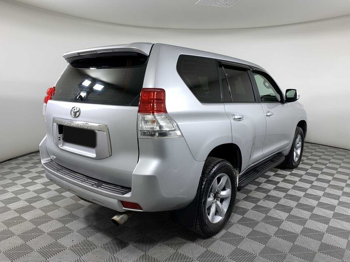 Toyota Land Cruiser Prado с пробегом — 2011 год. Фото: #4