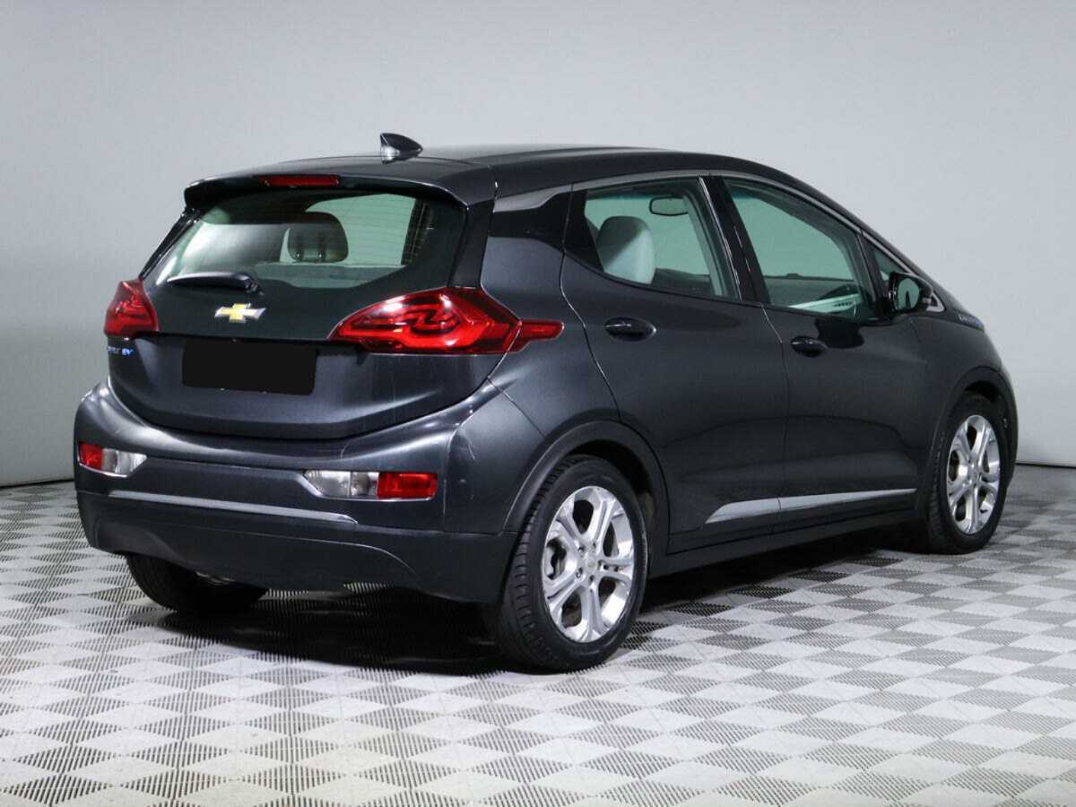 Chevrolet Bolt с пробегом — 2017 год. Фото: #4