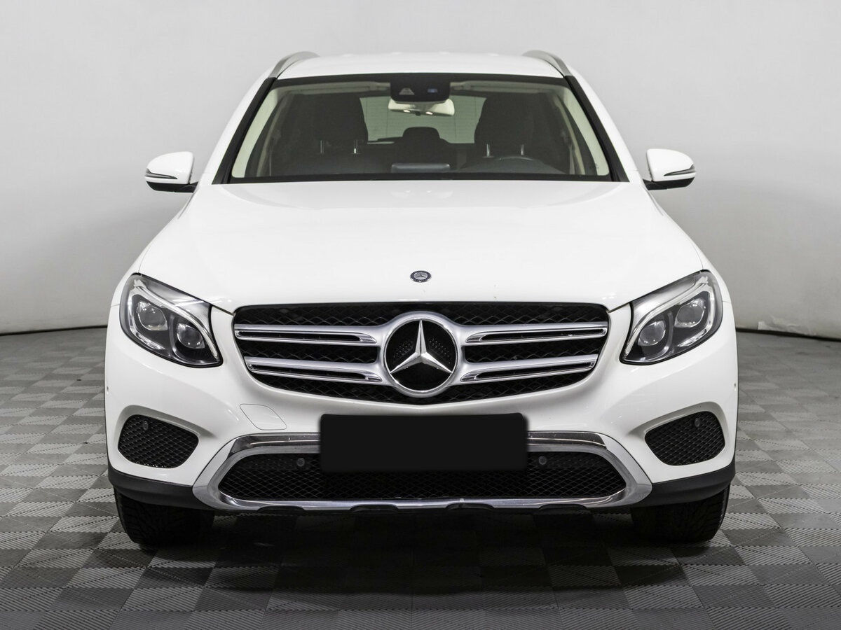 Mercedes-Benz GLC с пробегом — 2015 год. Фото: #1