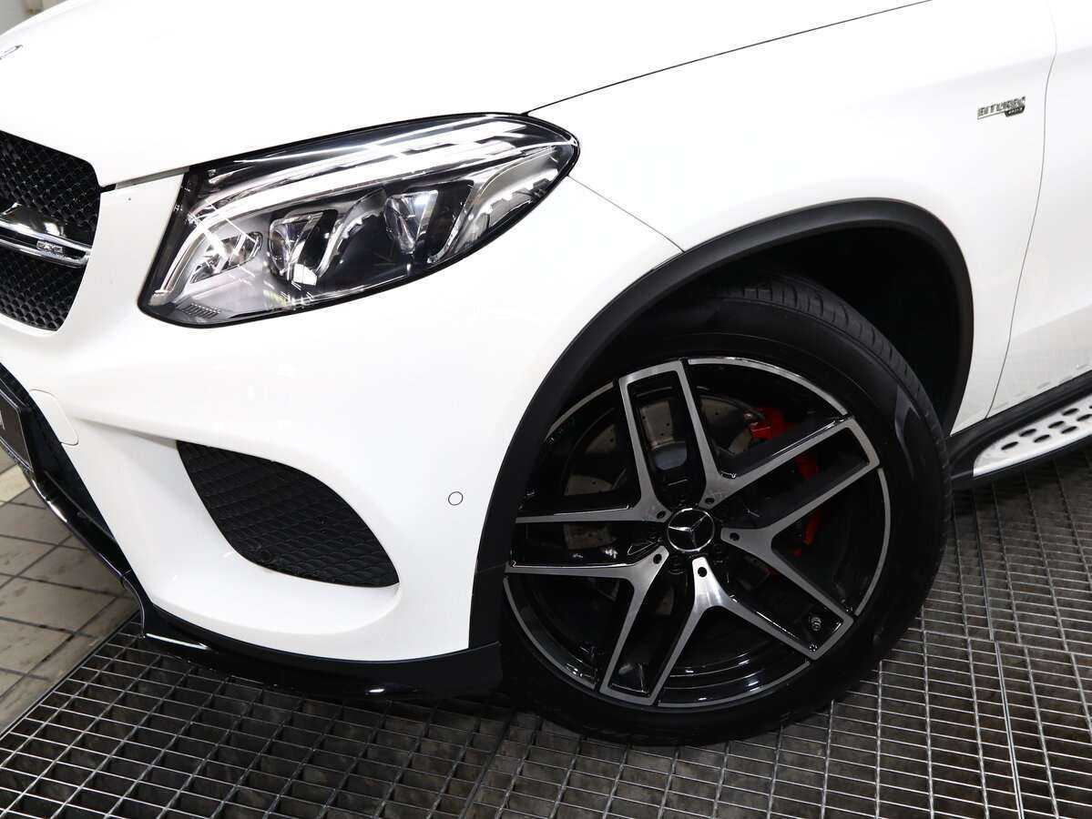 Mercedes-Benz GLE Coupe AMG с пробегом — 2017 год. Фото: #27