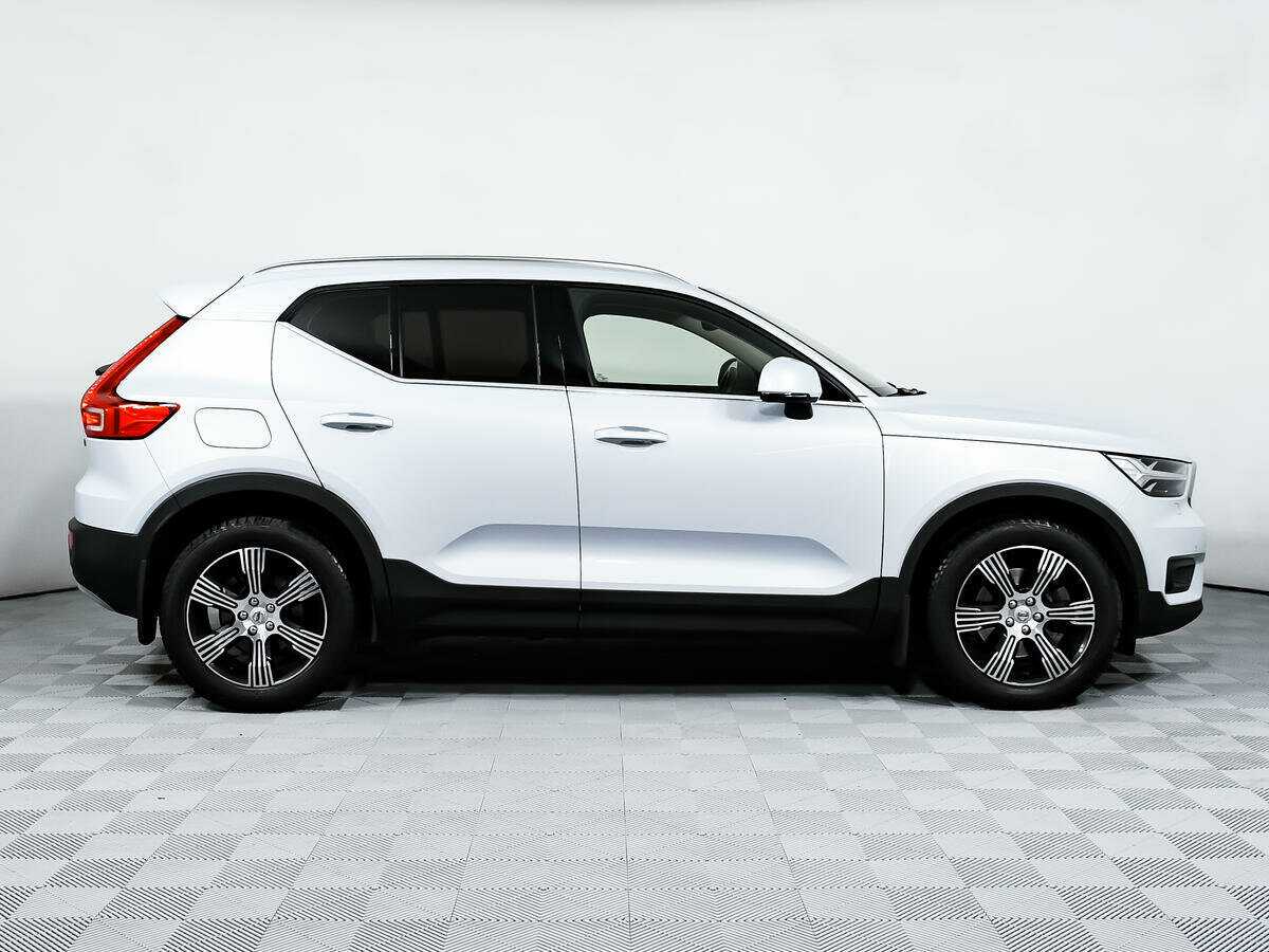 Volvo XC40 с пробегом — 2021 год. Фото: #3