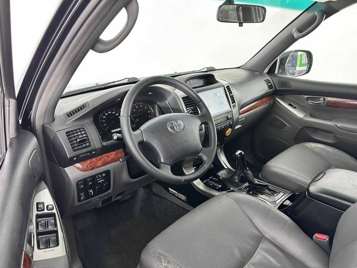 Toyota Land Cruiser Prado с пробегом — 2004 год. Фото: #5