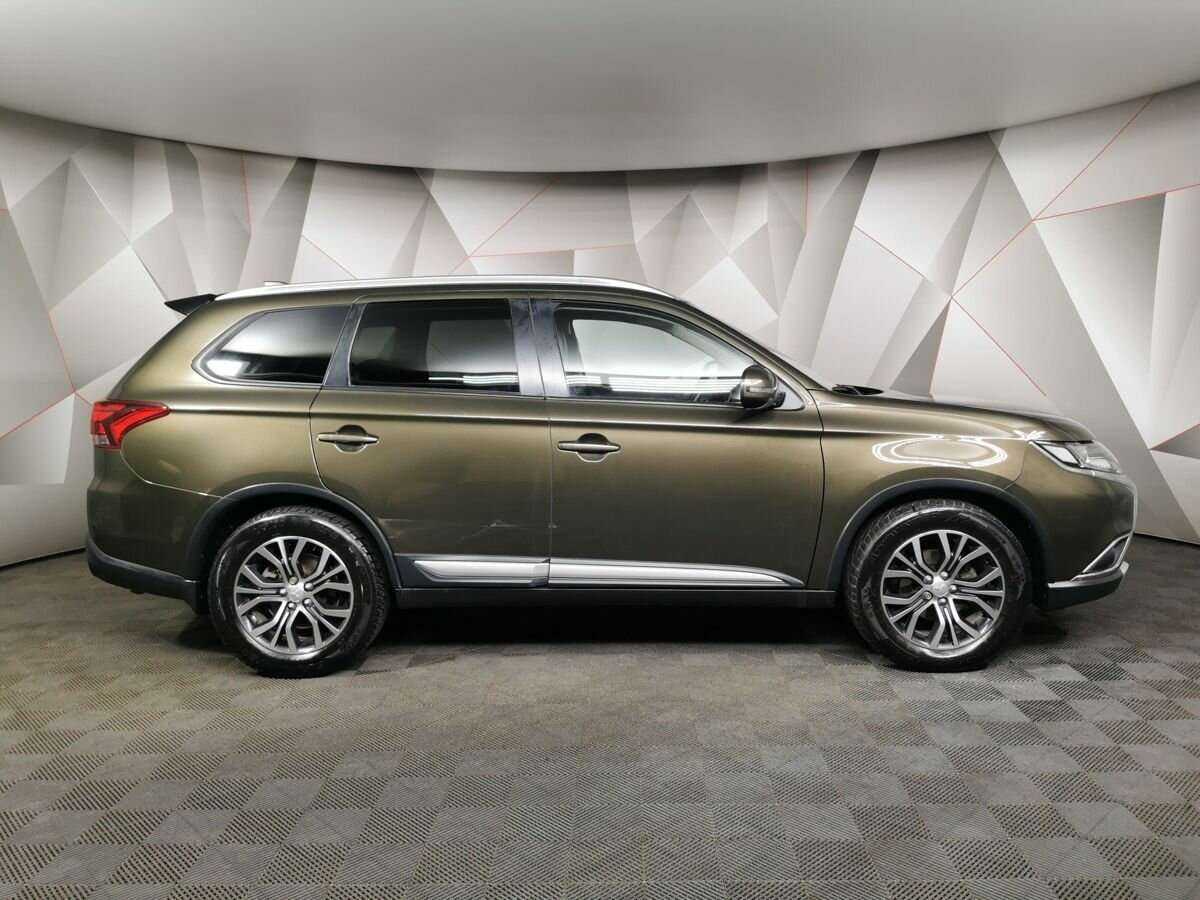 Mitsubishi Outlander с пробегом — 2018 год. Фото: #5