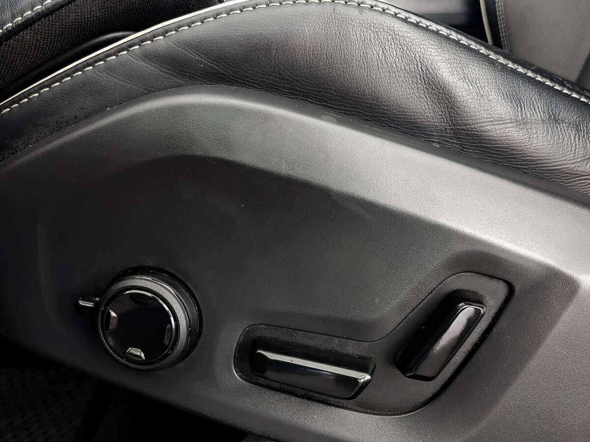 Volvo XC60 с пробегом — 2019 год. Фото: #16