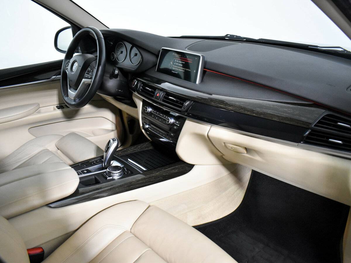 BMW X5 с пробегом — 2015 год. Фото: #11
