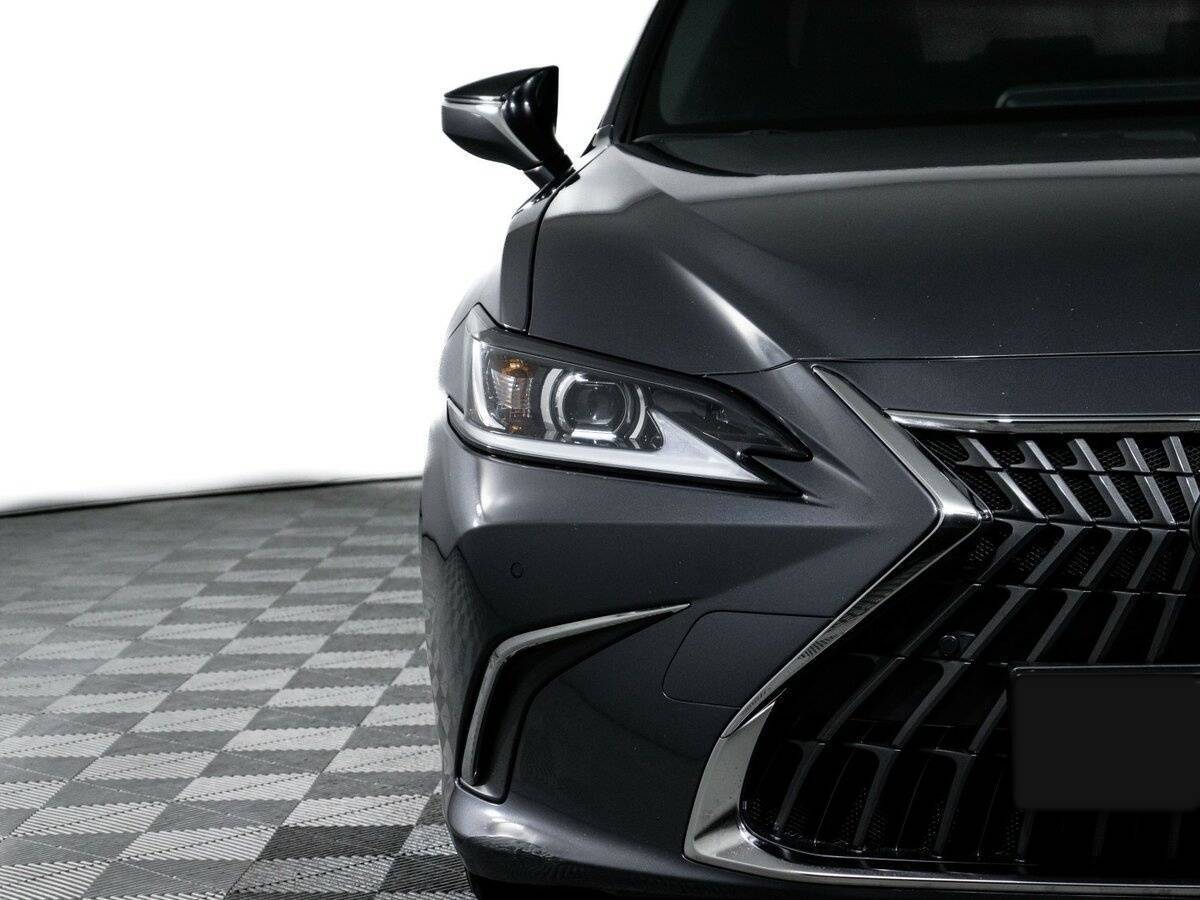 Lexus ES с пробегом — 2021 год. Фото: #17