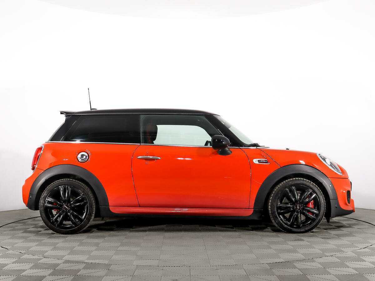 Mini Hatch с пробегом — 2018 год. Фото: #3