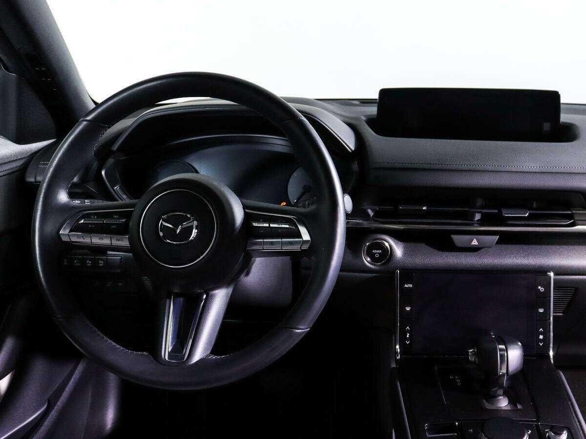 Mazda MX-30 с пробегом — 2020 год. Фото: #10