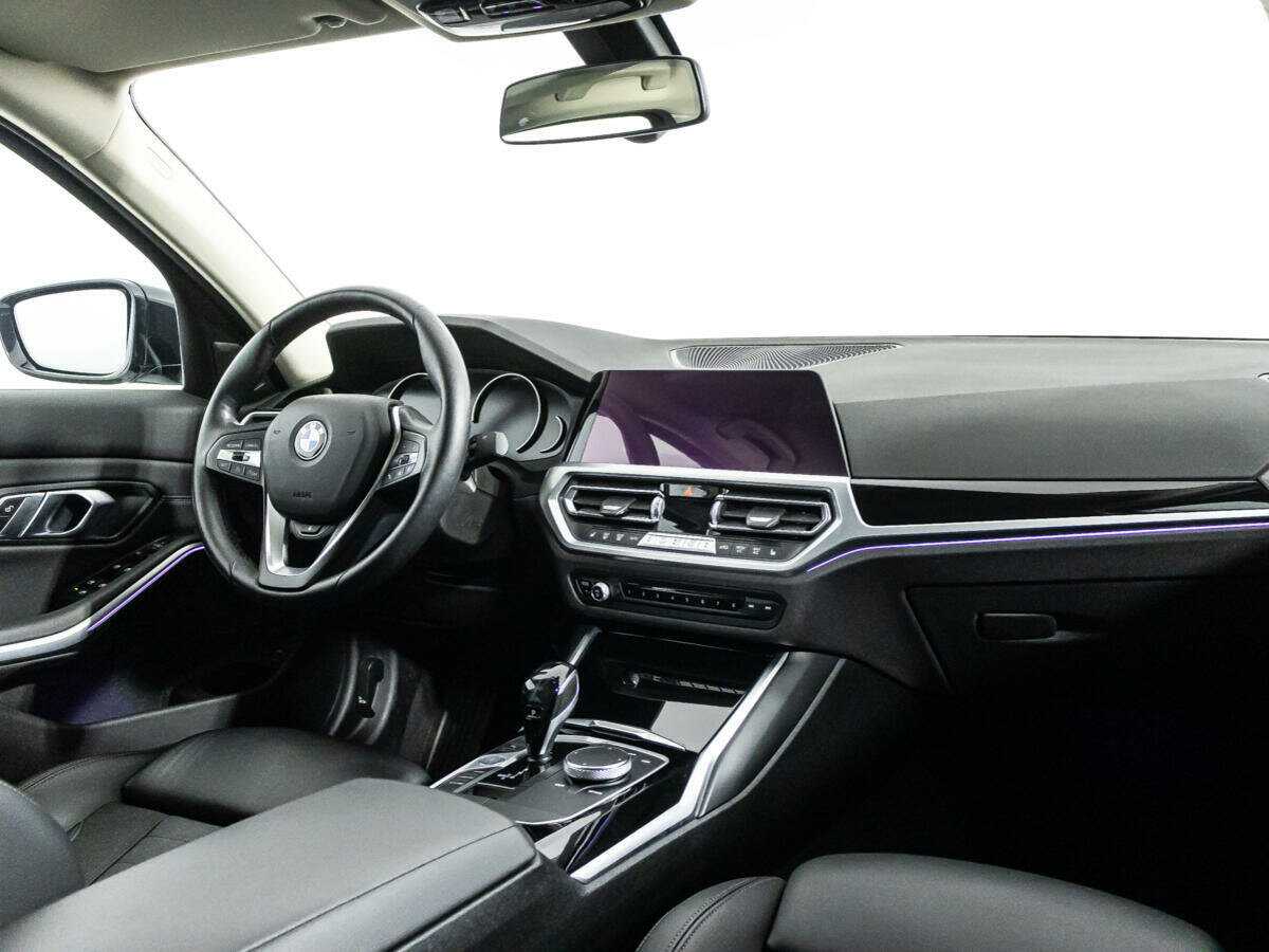 BMW 3 серии с пробегом — 2020 год. Фото: #8