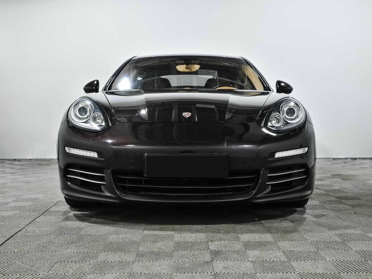 Porsche Panamera с пробегом — 2014 год. Фото: #1