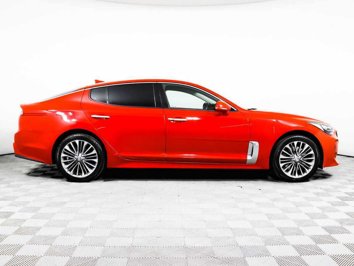 Kia Stinger с пробегом — 2018 год. Фото: #3