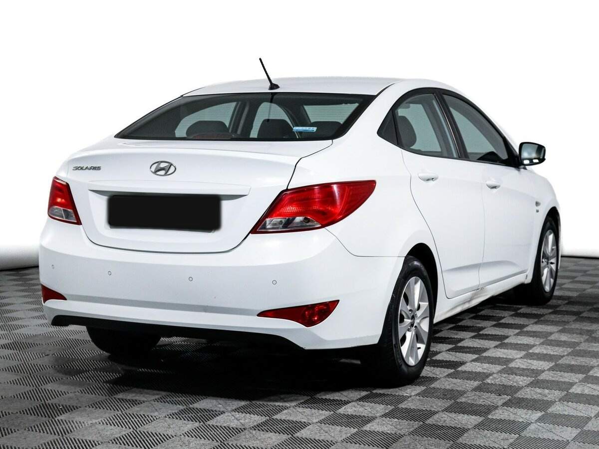 Hyundai Solaris с пробегом — 2016 год. Фото: #4
