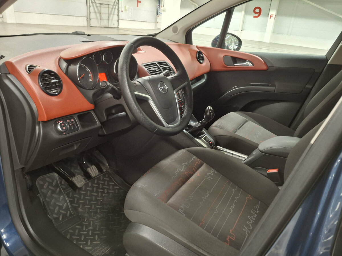 Opel Meriva с пробегом — 2011 год. Фото: #15