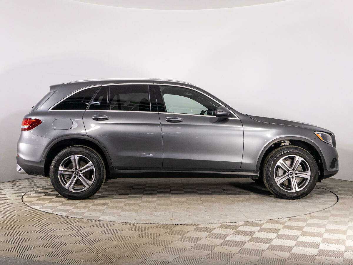 Mercedes-Benz GLC с пробегом — 2019 год. Фото: #3
