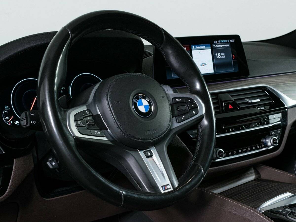 BMW 5 серии с пробегом — 2018 год. Фото: #12