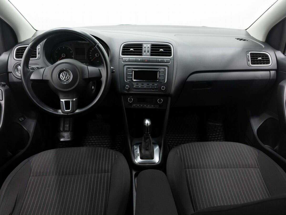 Volkswagen Polo с пробегом — 2014 год. Фото: #11