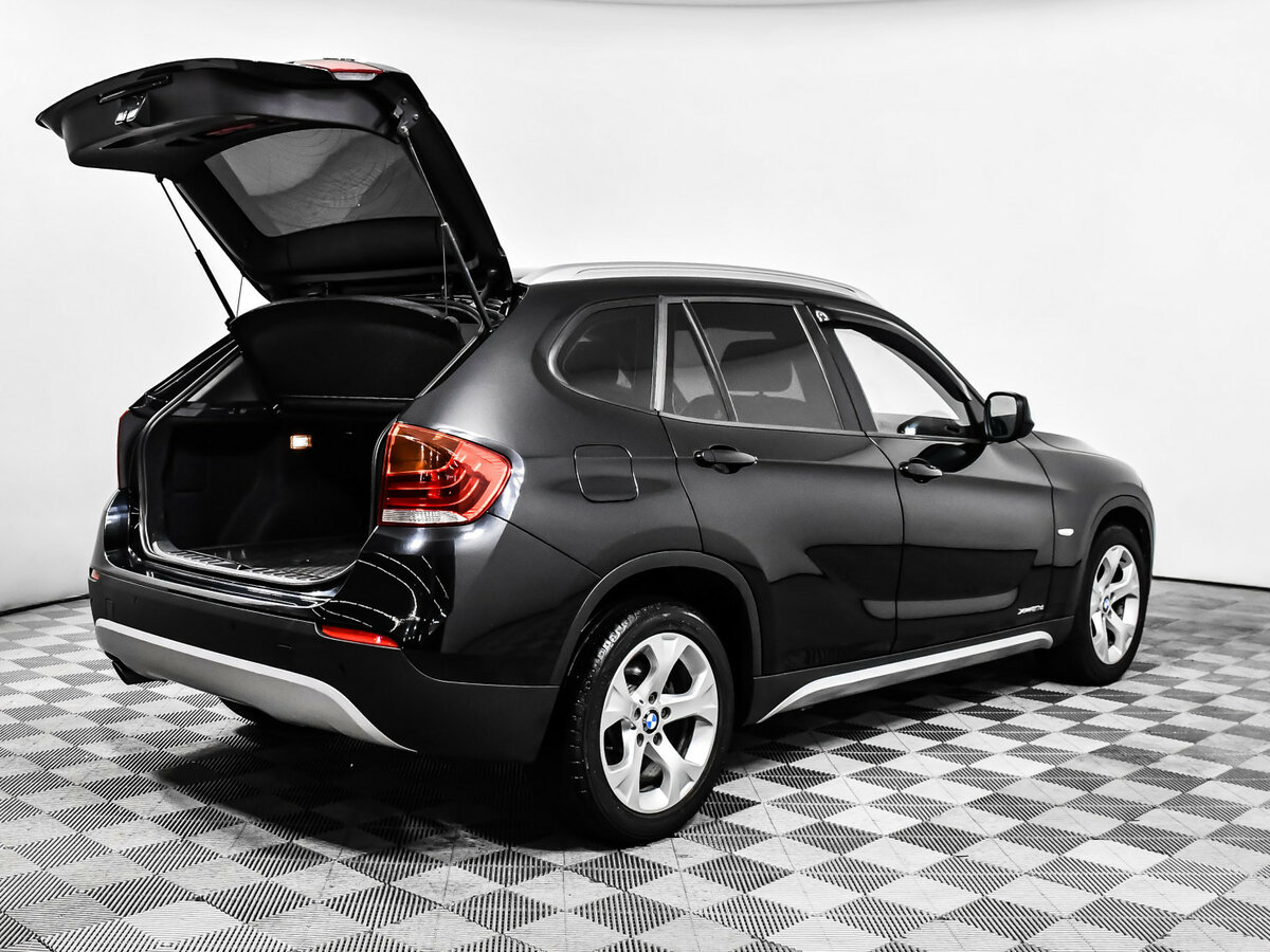 BMW X1 с пробегом — 2010 год. Фото: #11
