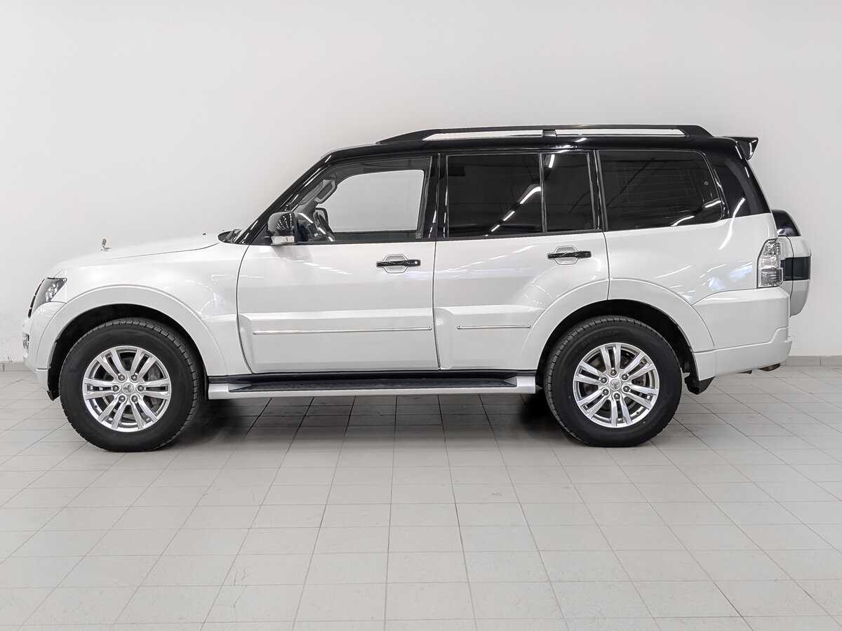 Mitsubishi Pajero с пробегом — 2020 год. Фото: #7