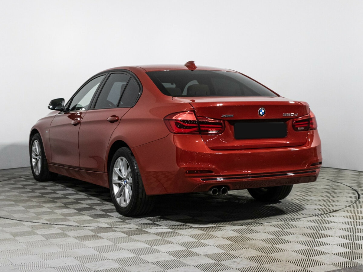 BMW 3 серии с пробегом — 2016 год. Фото: #6
