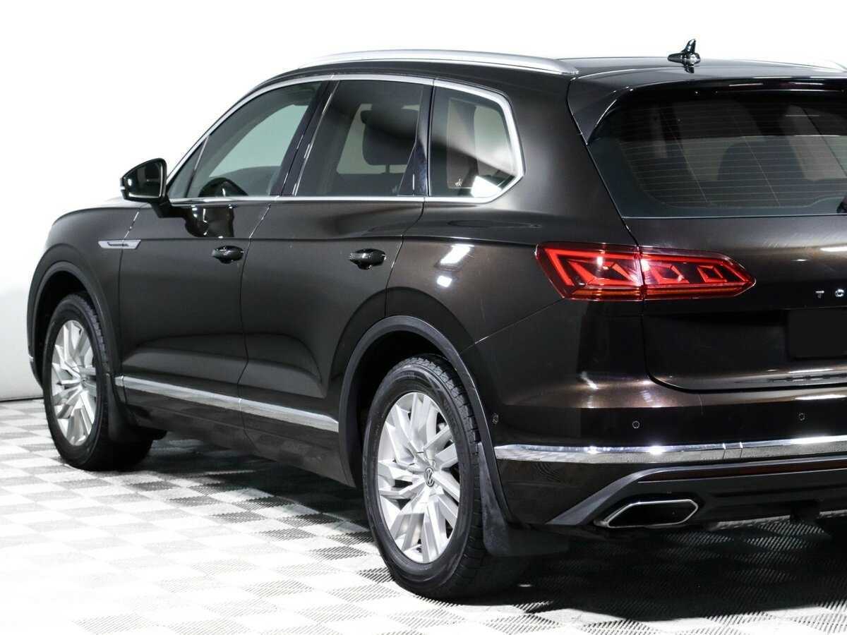 Volkswagen Touareg с пробегом — 2018 год. Фото: #17