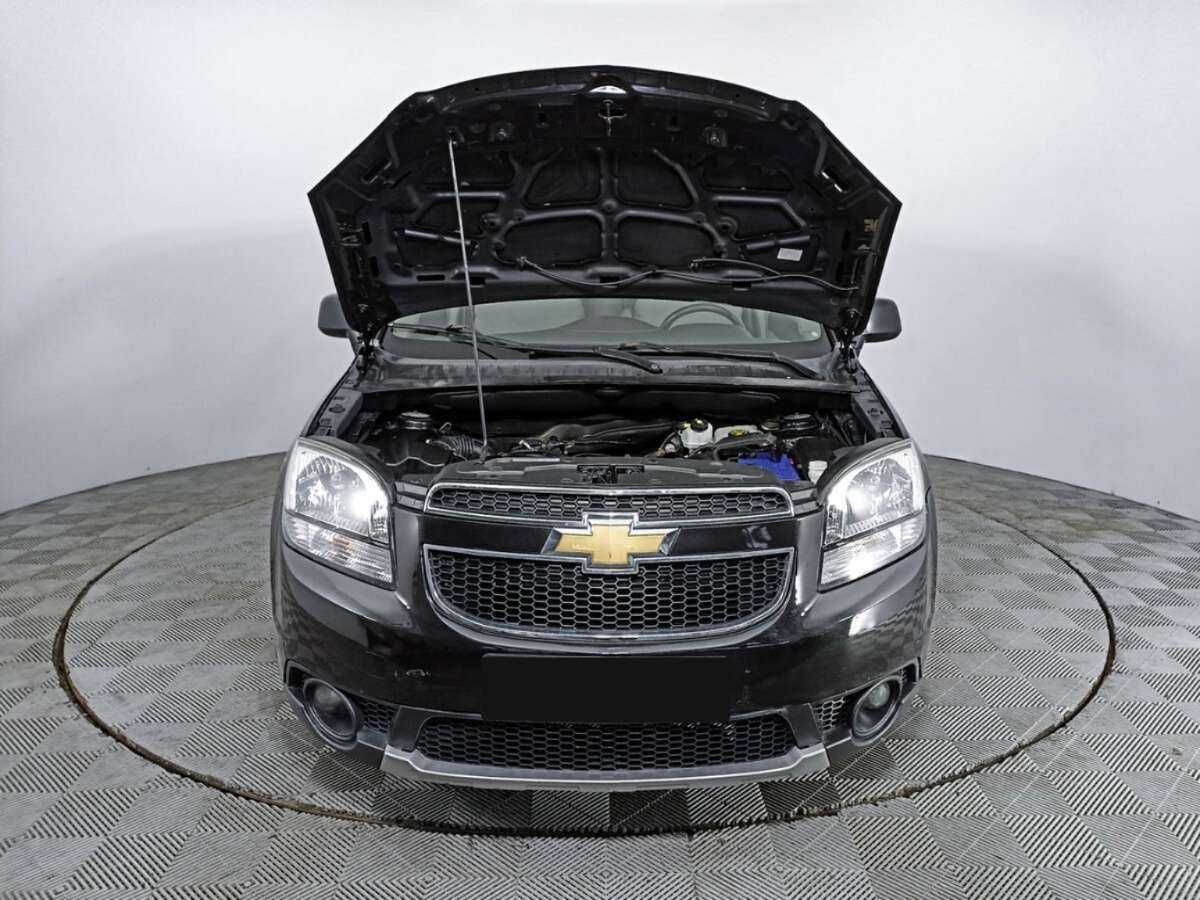 Chevrolet Orlando с пробегом — 2012 год. Фото: #8