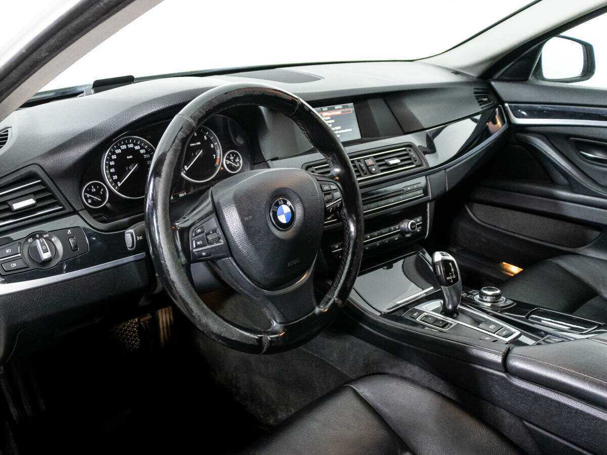 BMW 5 серии с пробегом — 2012 год. Фото: #10