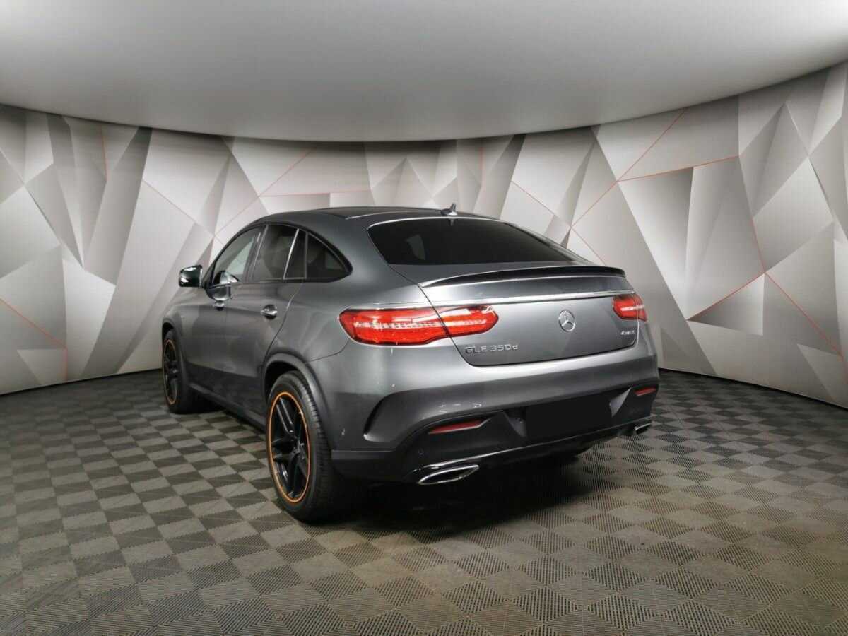 Mercedes-Benz GLE Coupe с пробегом — 2017 год. Фото: #3