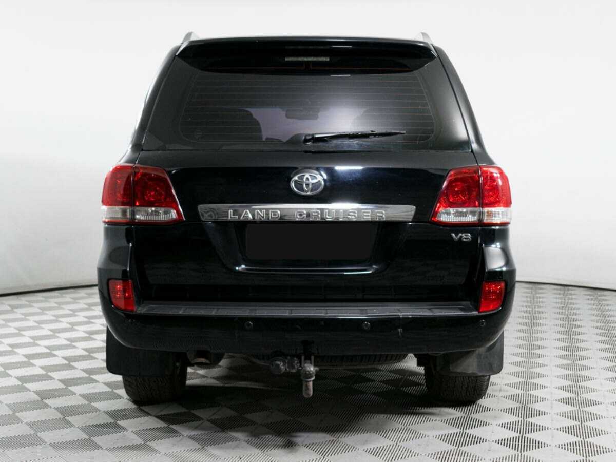 Toyota Land Cruiser с пробегом — 2011 год. Фото: #5