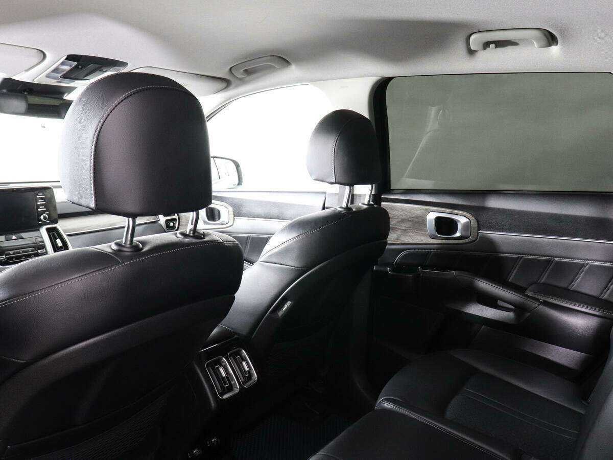 Kia Sorento с пробегом — 2022 год. Фото: #10