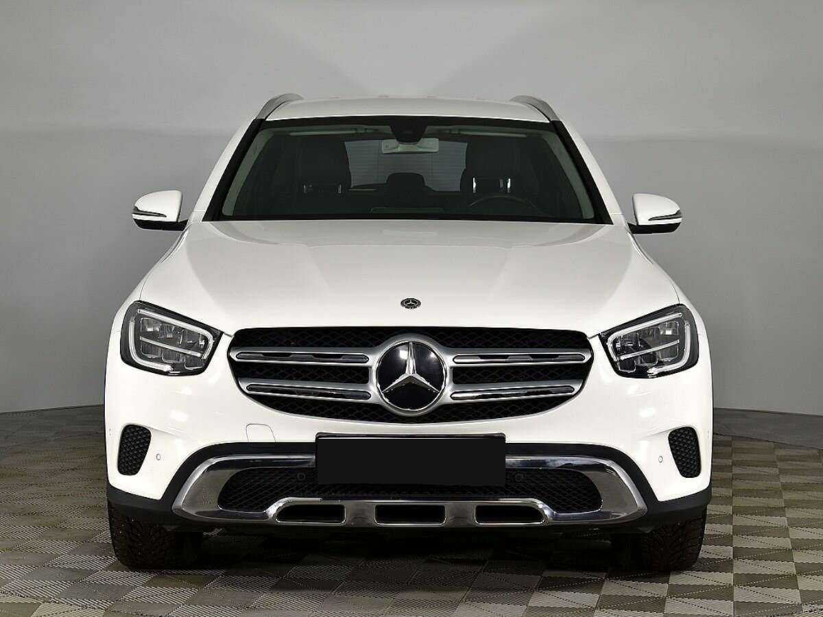 Mercedes-Benz GLC с пробегом — 2019 год. Фото: #2