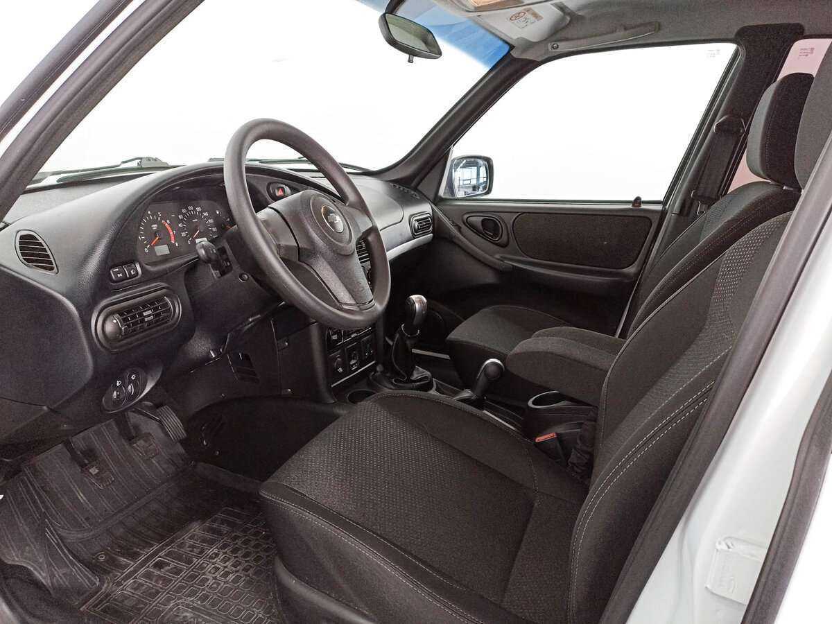 Chevrolet Niva с пробегом — 2016 год. Фото: #11