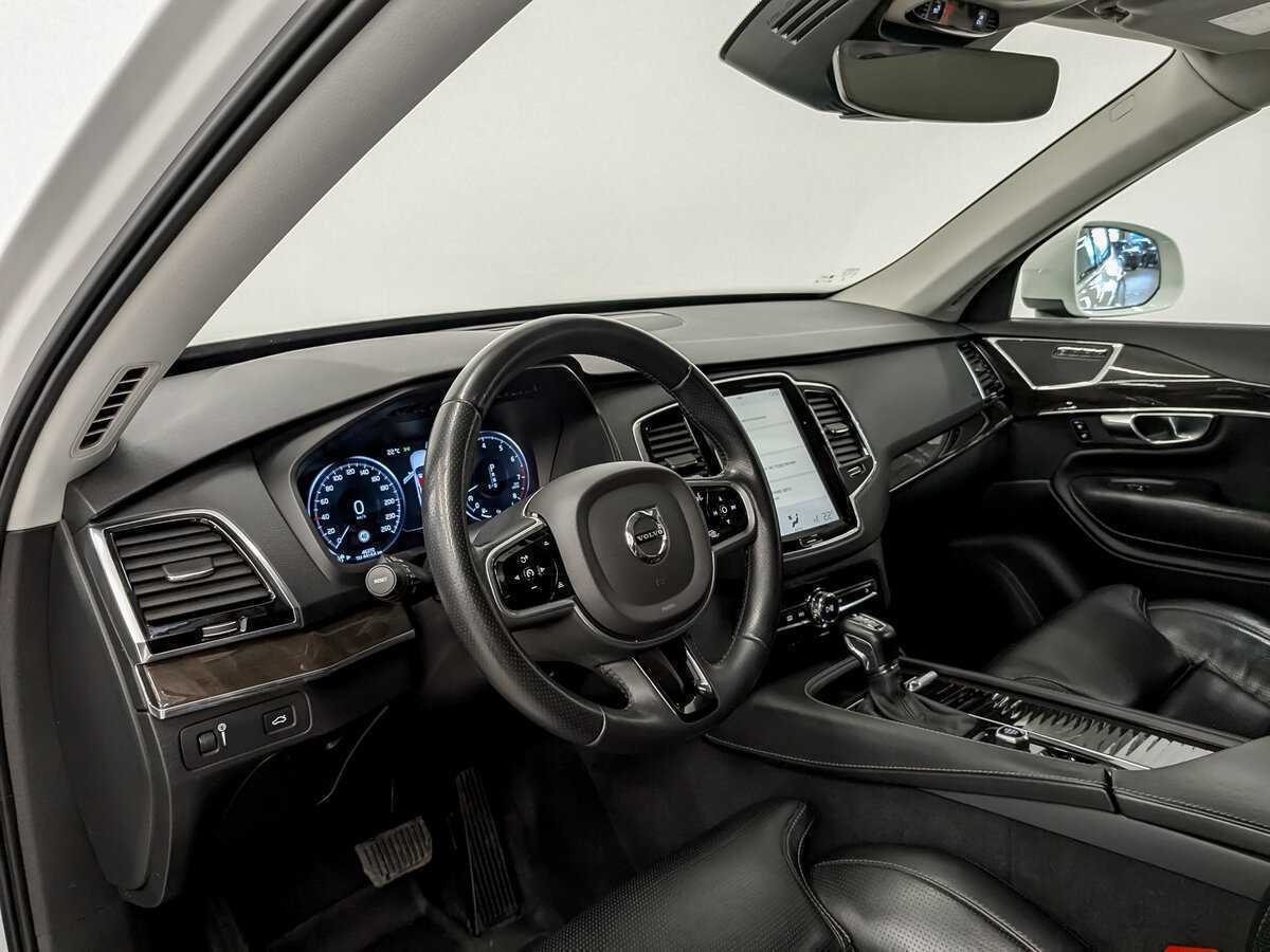 Volvo XC90 с пробегом — 2017 год. Фото: #16