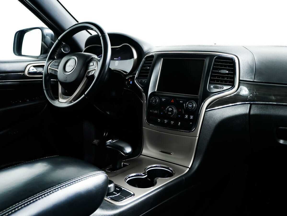 Jeep Grand Cherokee с пробегом — 2013 год. Фото: #8