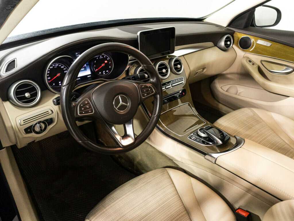 Mercedes-Benz C-Класс с пробегом — 2015 год. Фото: #10