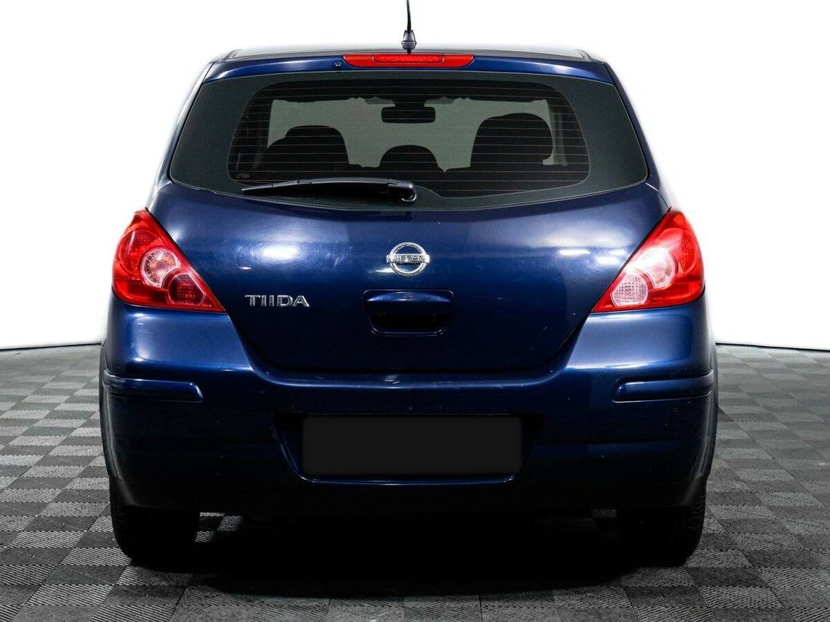 Nissan Tiida с пробегом — 2008 год. Фото: #5