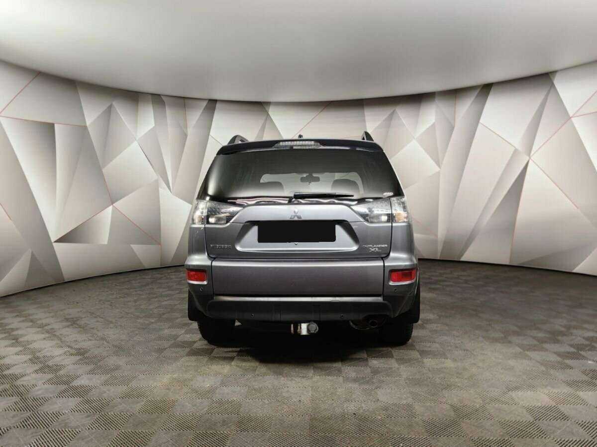 Mitsubishi Outlander с пробегом — 2011 год. Фото: #7