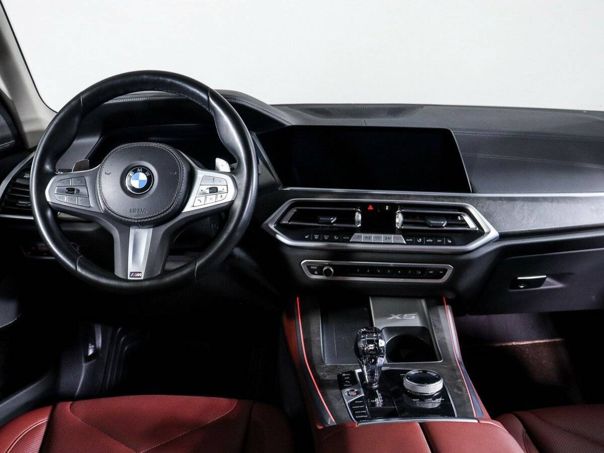 BMW X5 с пробегом — 2022 год. Фото: #6
