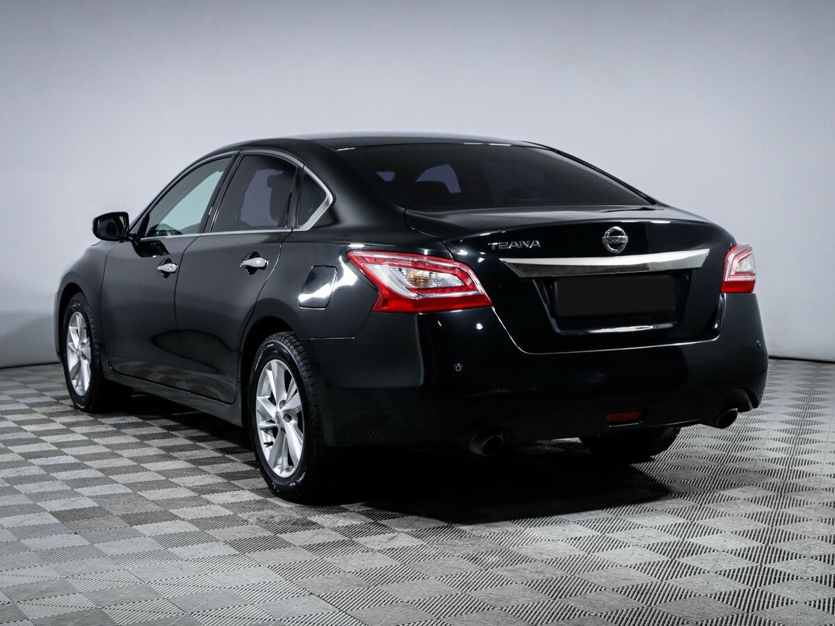 Nissan Teana с пробегом — 2015 год. Фото: #6