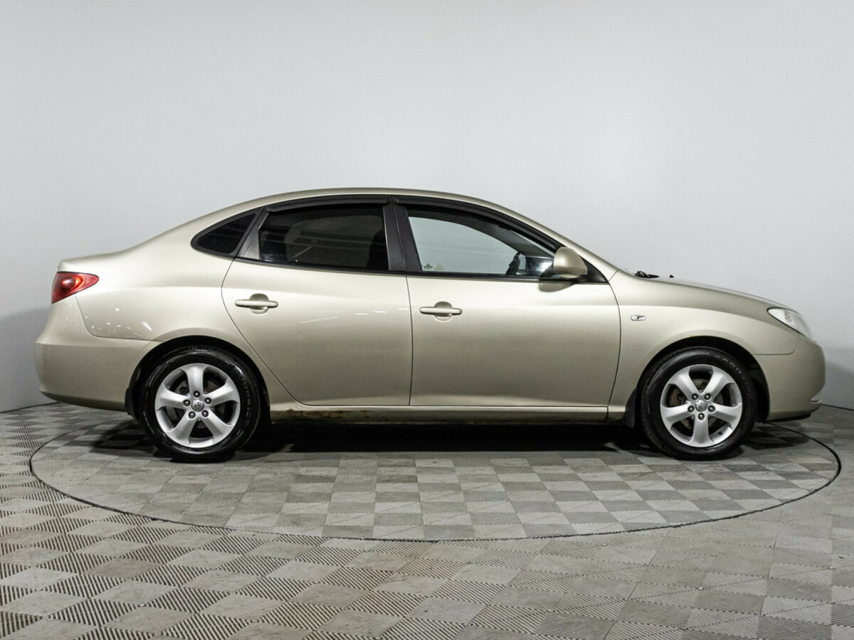 Hyundai Elantra с пробегом — 2007 год. Фото: #3