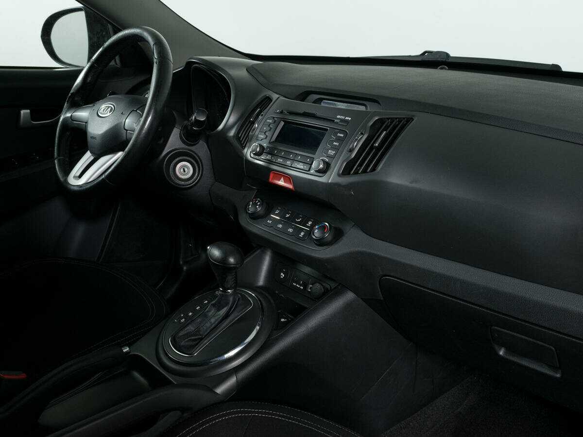 Kia Sportage с пробегом — 2010 год. Фото: #9