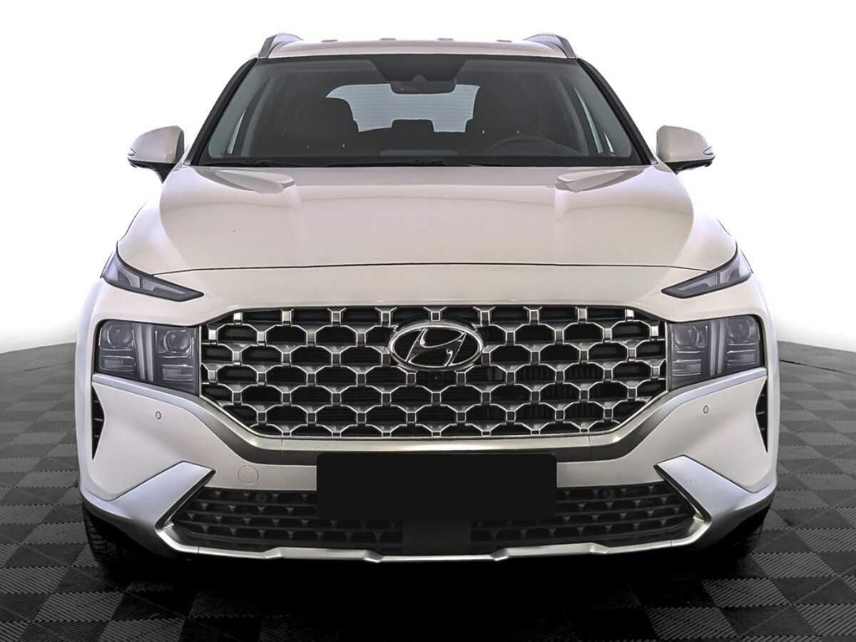 Hyundai Santa Fe с пробегом — 2022 год. Фото: #1